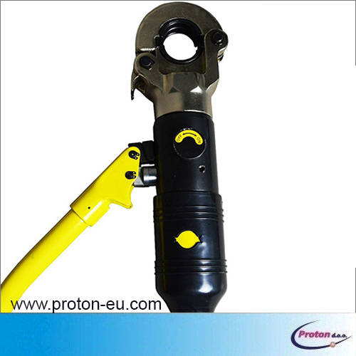 Hidravlične prijemalne klešče za kompozitne cevi s pripomočki 4 - Proton d.o.o.