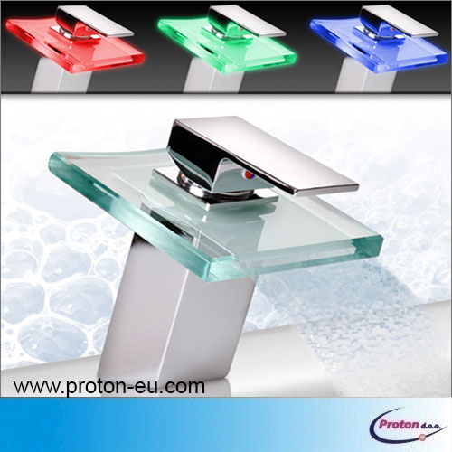 Kopalniška LED pipa s kvadratnim slap iztokom 1 - Proton d.o.o.